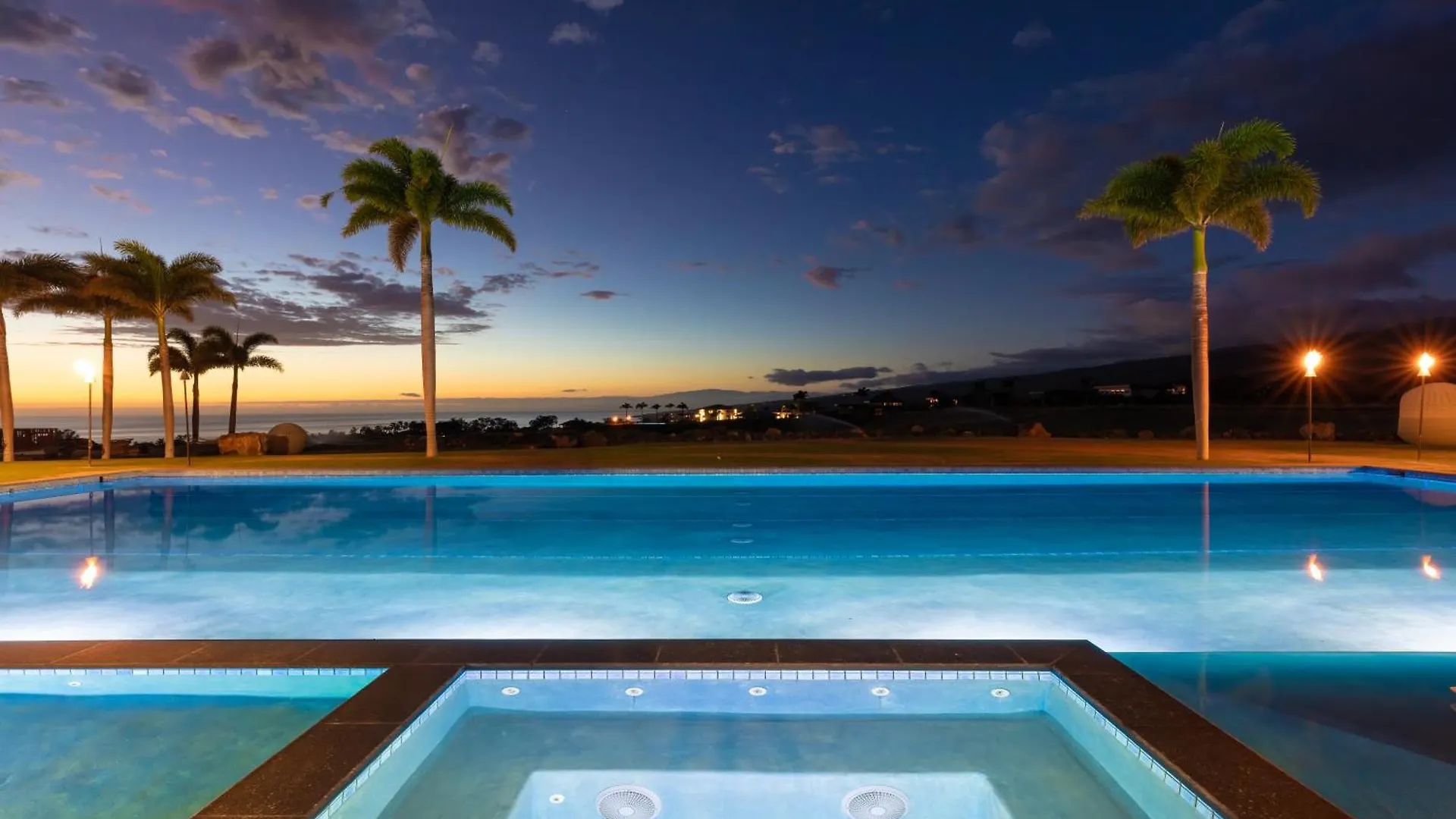 Semesterbostad Hoku Lani House Heated Private Pool Spa Intro Pricing 25% Off Waimea  USA