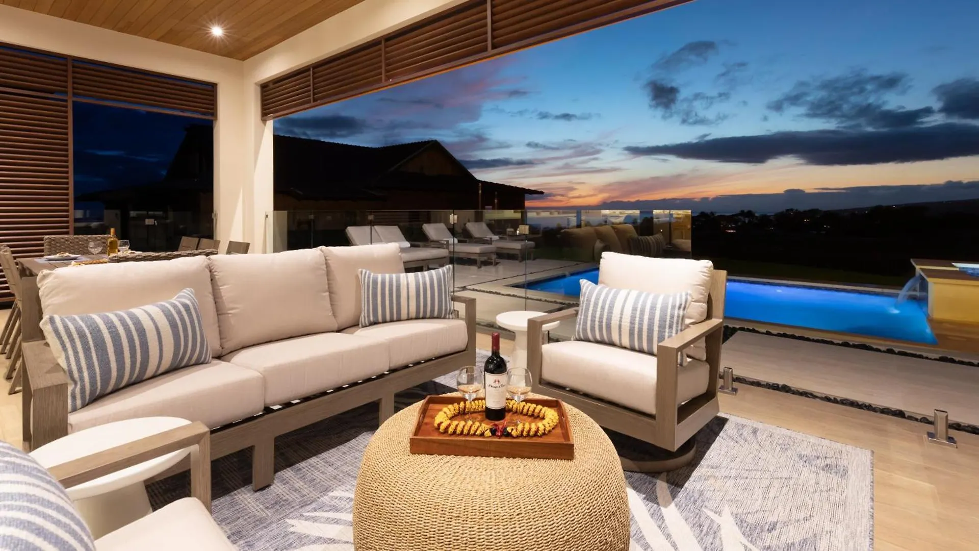 Hoku Lani House Heated Private Pool Spa Intro Pricing 25% Off Waimea  USA